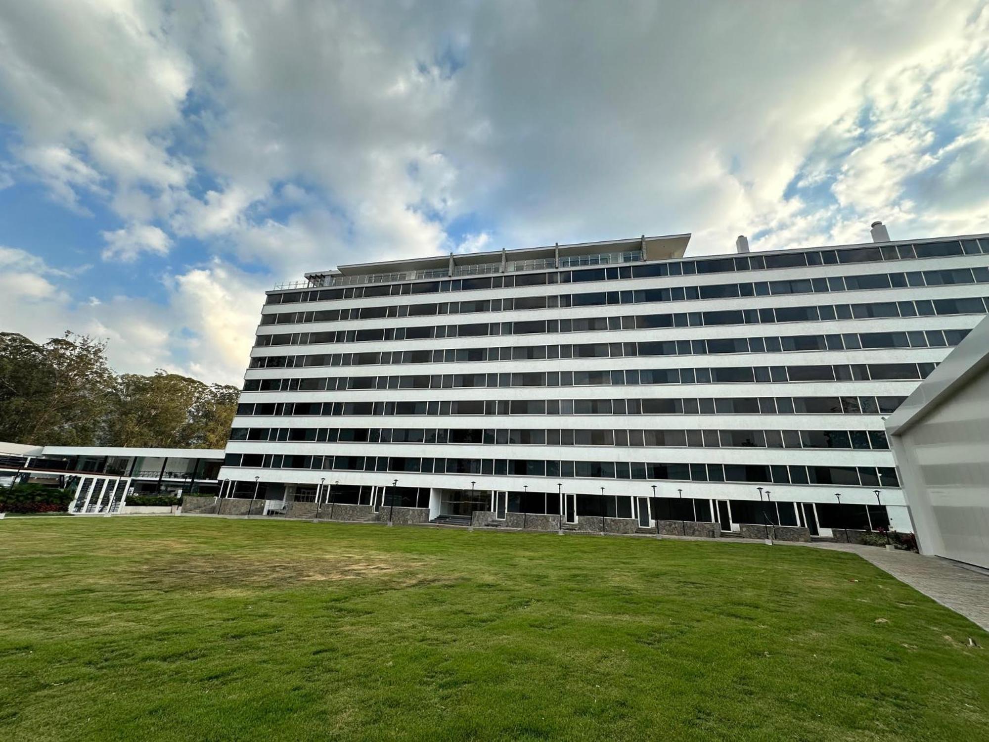 Eurobuilding Tama San Cristobal Hotel Buitenkant foto